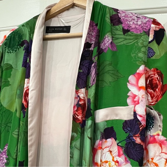 Brand New with tags Zara Green Long Floral Print Kimono Belted Duster Jacket S - Picture 4 of 11